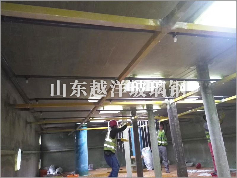 FRP生物箱内部施工